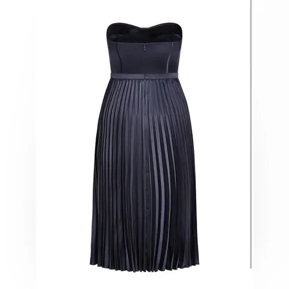 City Chic Plus Size Dress, Pleat Desire Dress Size Small Size 16 - Picture 7 of 15